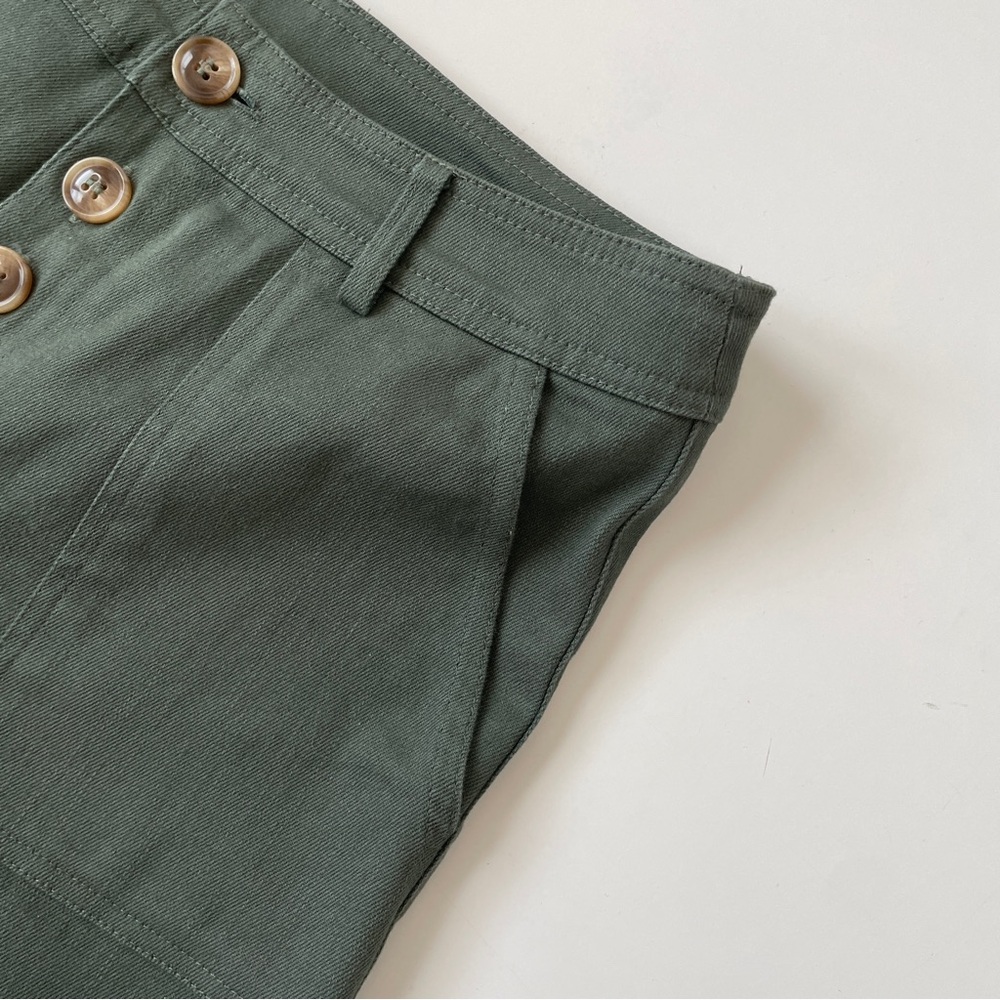 Francesca’s Moriah Button Front Culotte Pants High-Waisted Olive Green, Size M - Picture 4 of 9